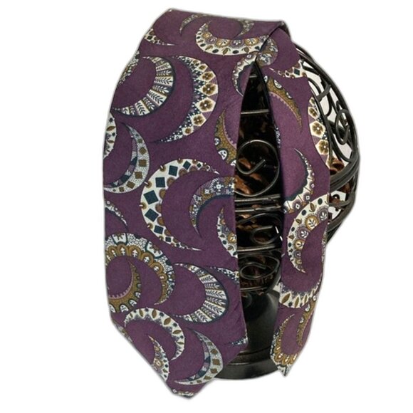 CLAIBORNE SILK Vintage Celestial Moon Crescent Geometric Tie 57 x 4 inches - Picture 2 of 11